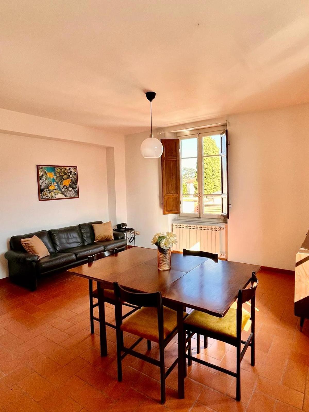 Appartement Charme Con Parcheggio à Lucques Extérieur photo